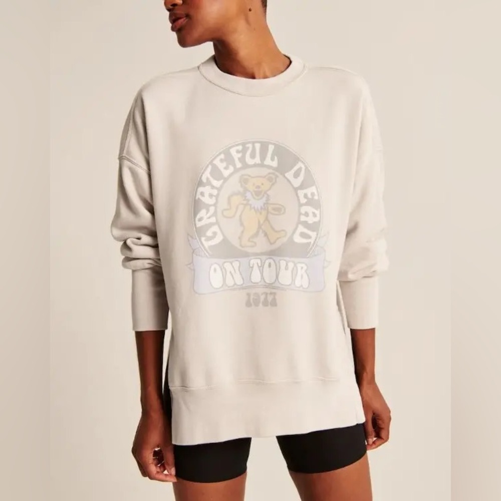 Abercrombie & Fitch Grateful Dead Cream Crew Neck Sweater